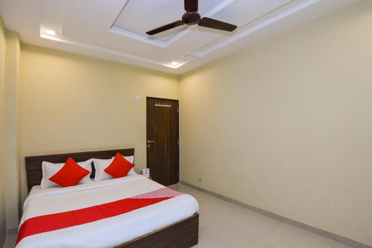 Sukrangu Palace Hotel Shirdi Eksteriør billede