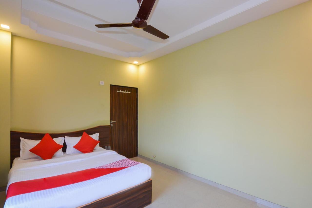 Sukrangu Palace Hotel Shirdi Eksteriør billede